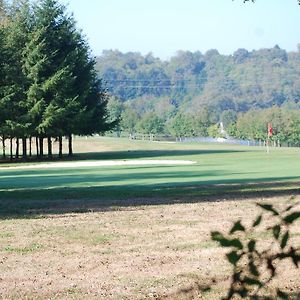 Hotel Golf De Saint Junien